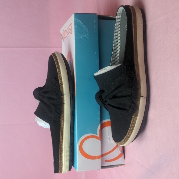 Baretraps Black Vida Slip On Knot Detail Shoes size 7 - Picture 1 of 7